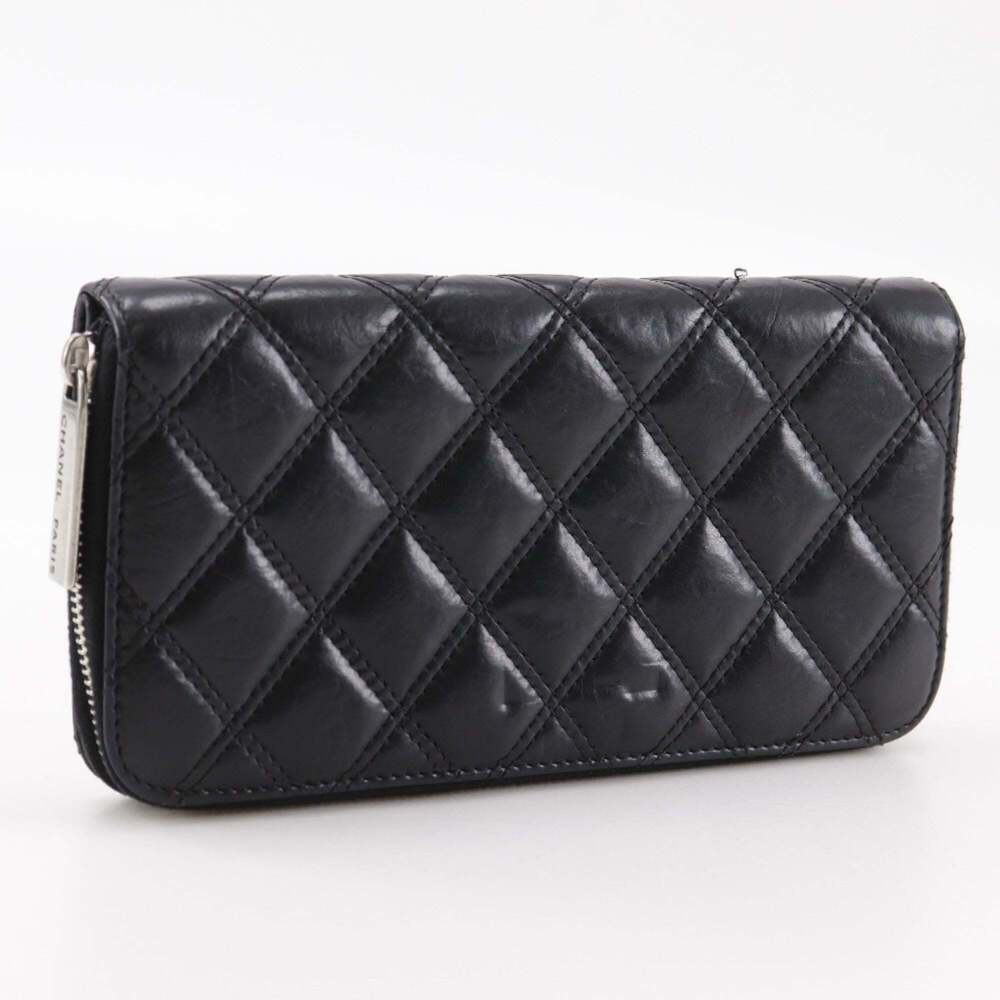 CHANEL Authentic Black Lambskin Leather Wallet - Picture 3 of 16